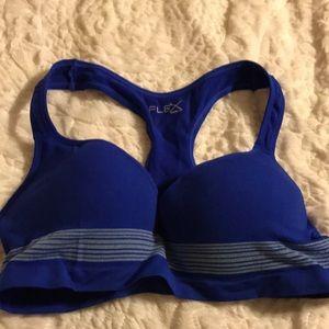 Women’s sports bra